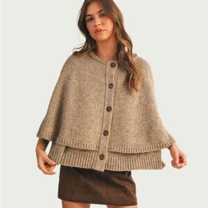 Mustard Seed Beige Button-Up Sweater Cape Sz small *new!